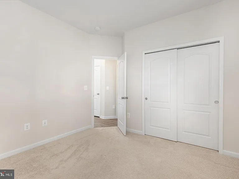 9627 Hillcrest Dr — Photo 34
