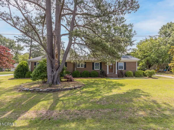 6741 Peele Road, Bailey, NC 27807