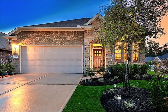 1st image of 27 Hinterwood Way