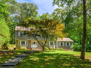5 Woodland Way, Weston, CT
