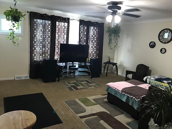 3rd image of 7011 Dartworth Dr