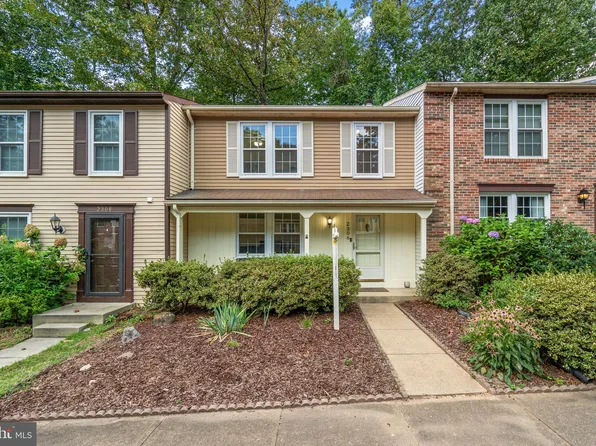 2306 Middle Creek Ln, Reston, VA 20191