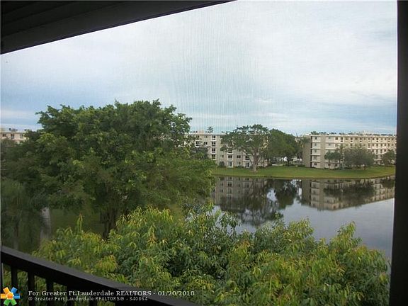 2nd image of 2222 N Cypress Bend Dr APT 502