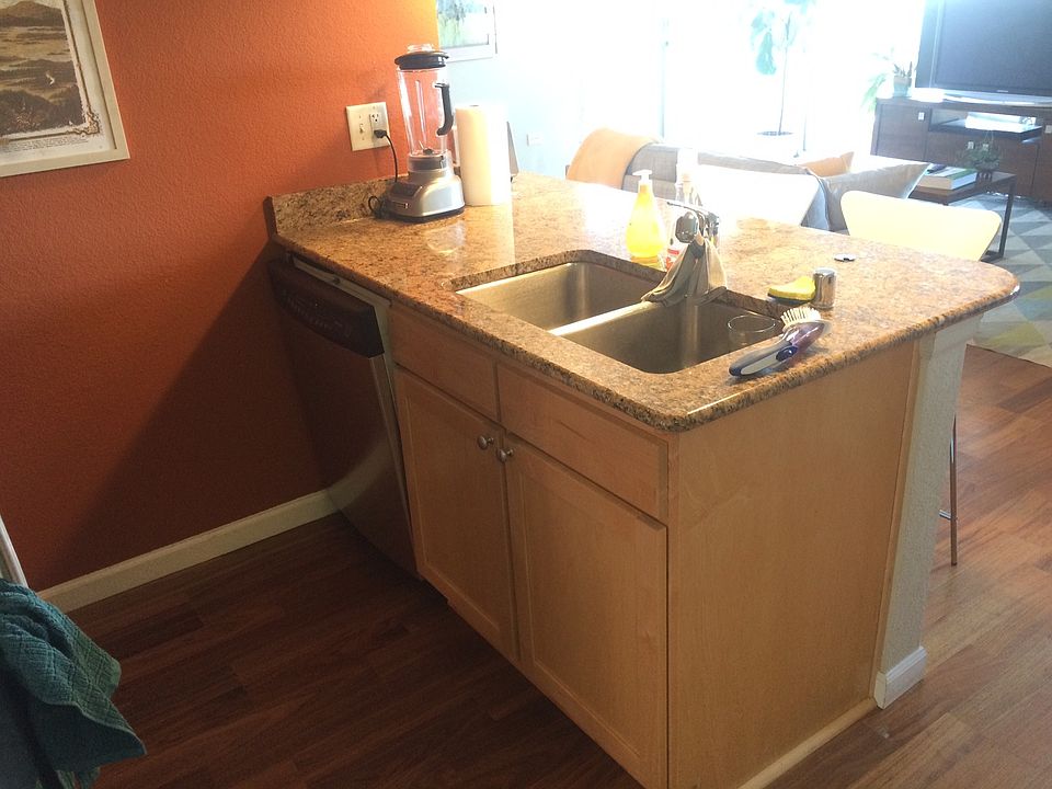 2nd image of 1150 S Vine St #6th