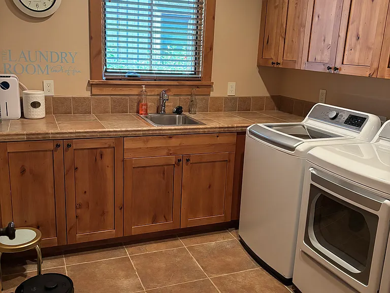 99 Moulton Ln — Photo 6