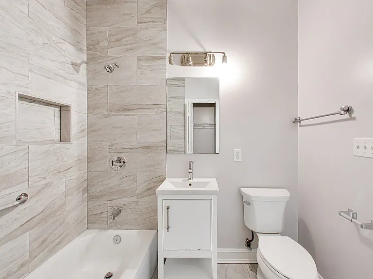 5713 Eads St NE — Photo 13