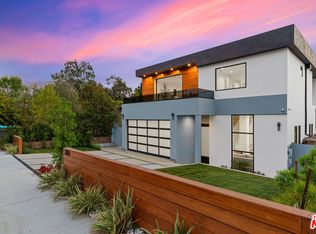 3135 Greenfield Ave, Los Angeles, CA 90034