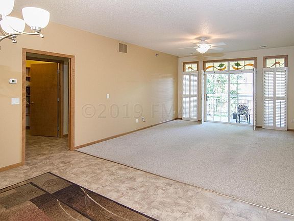 4th image of 203 6th St S APT 204