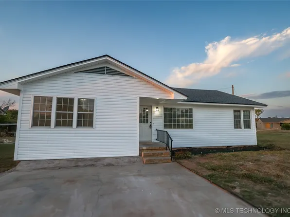 16 E Norma Ave, Sulphur, OK 73086