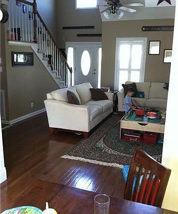 3rd image of 3917 Gaine Dr
