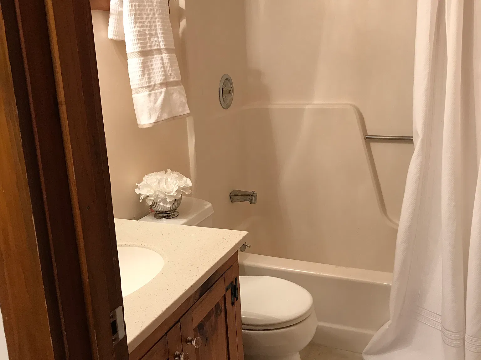2 bed, 800 sqft, $1,650 — Photo 2