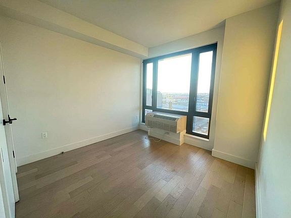 5th image of 571 4th Ave #604