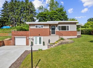 162 E Wedgewood Dr, Pittsburgh, PA 15229
