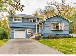 11 Ridge Rd, Morganville, NJ 07751