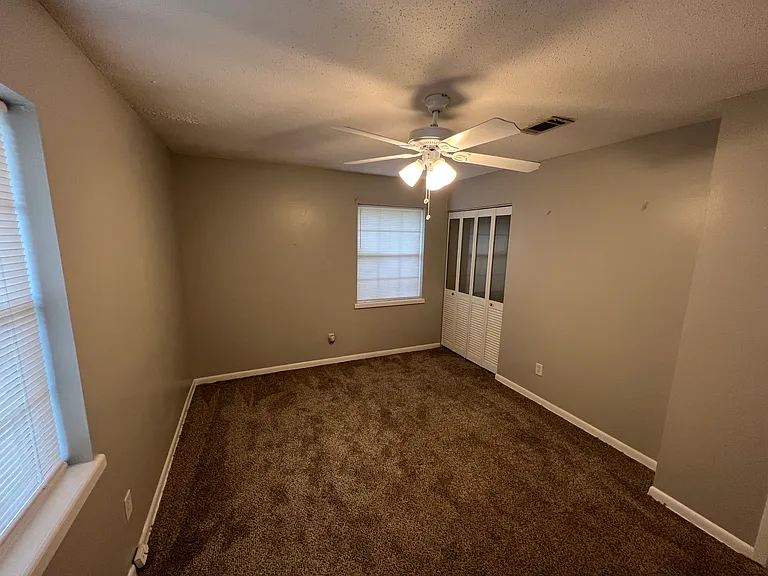 6311 Louisville Ave — Photo 35