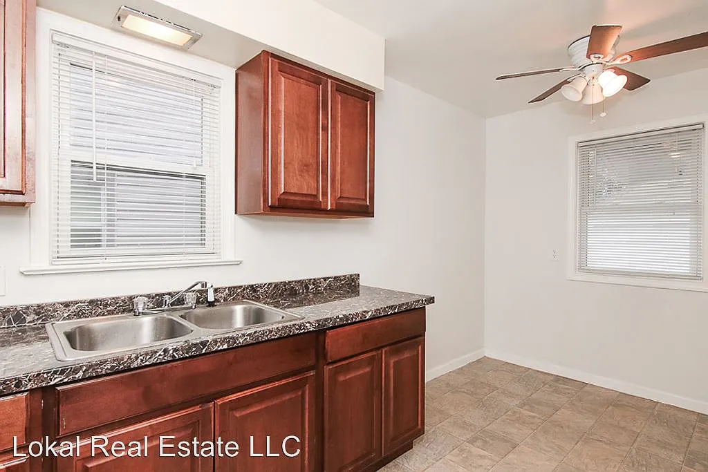 13325 West Ave photo 1