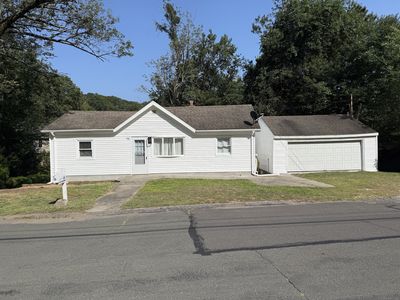 38 Ojibwa Road, Shelton, CT, 06484