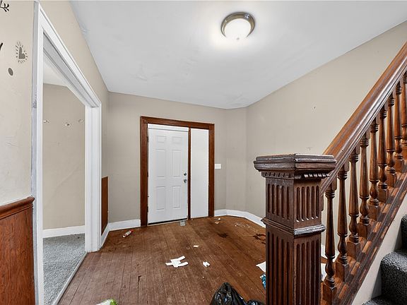 4th image of 1138 Demphle Ave