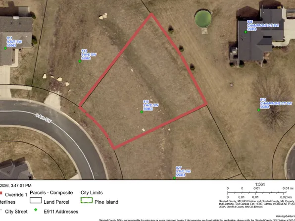 815 9th Ave SW, Pine Island, MN 55963