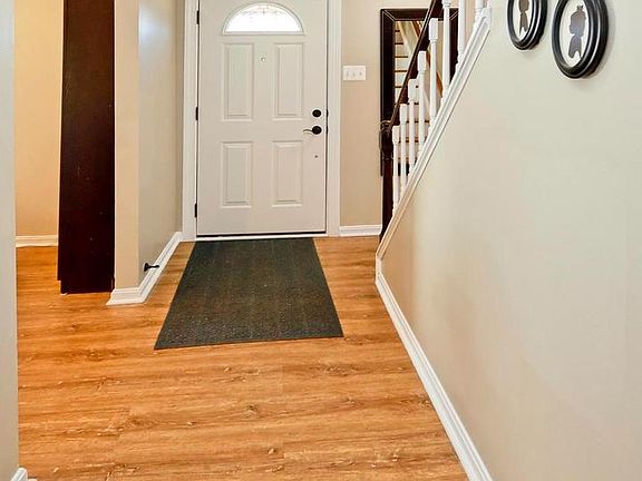 4th image of 6908 Hard Rock Ct