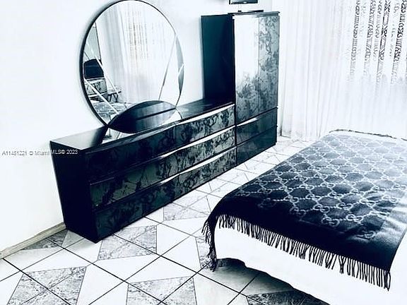 4th image of 250 174th St APT 1107