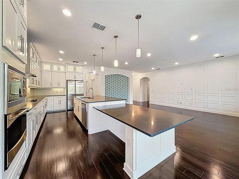 10701 Laurel Vista Way — Photo 30