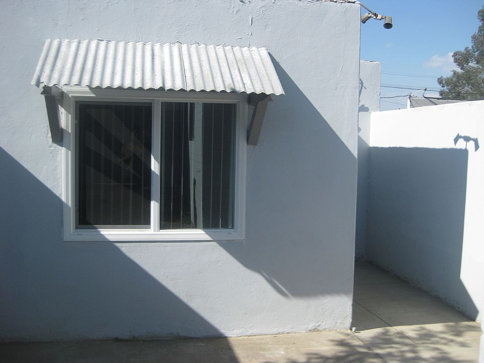 Building Photo 3