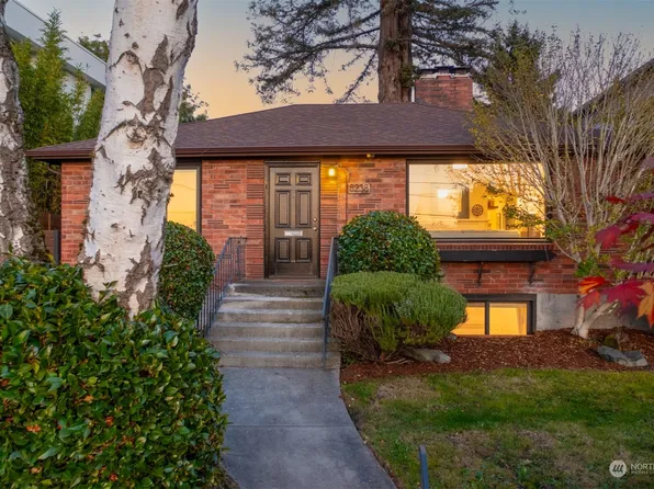 8238 2nd Avenue NE, Seattle, WA 98115