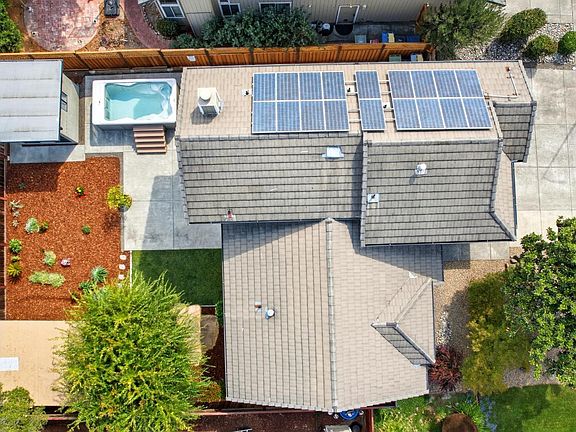 3rd image of 9525 Camelot Drive
