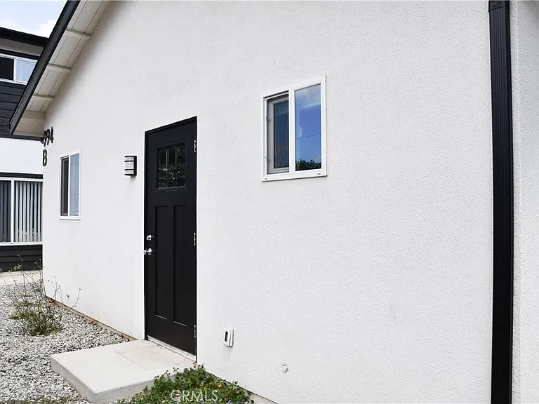 994 Valencia St #101 — Photo 31