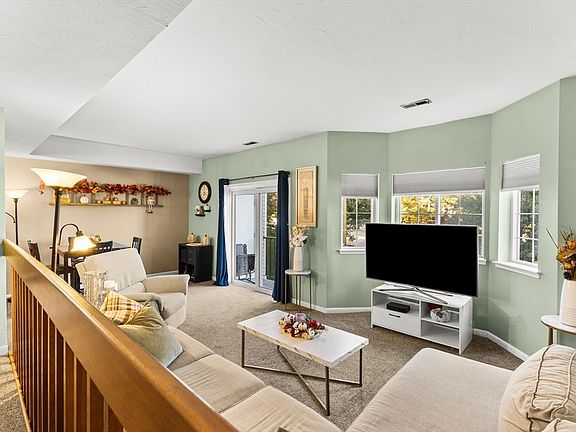 4th image of 122 Tall Oaks Dr Unit N