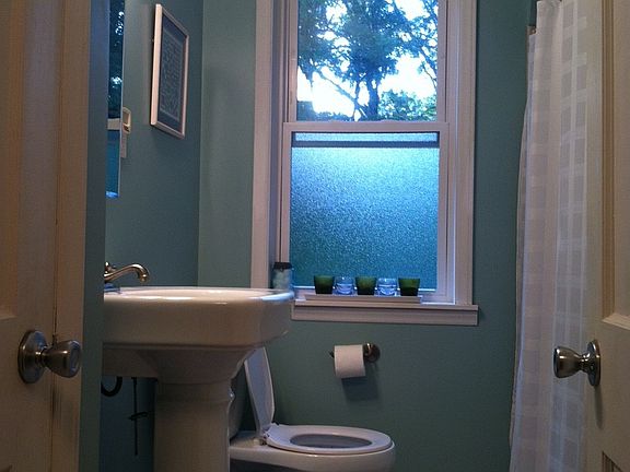 1st Floor Full Bathroom