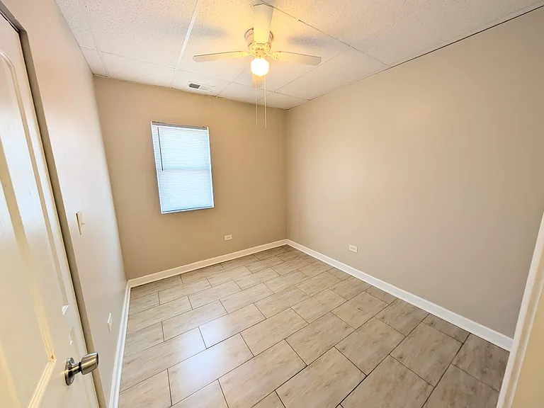 817 N 23rd Ave #5 — Photo 3