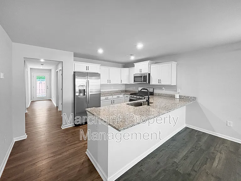 403 Moss Branch Ct — Photo 5