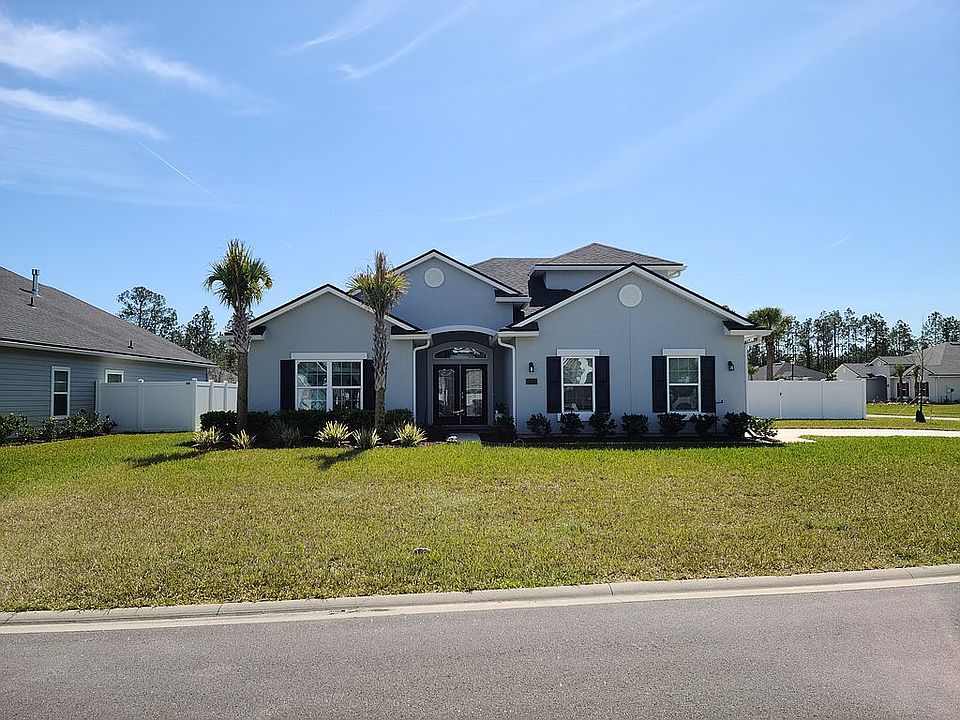 1st image of 165 Cypress Banks Dr