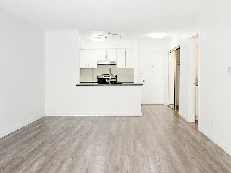 Park Plaza LLC — Photo 11
