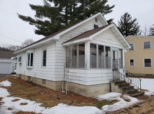 1853 Gilmore Ave, Winona, MN 55987