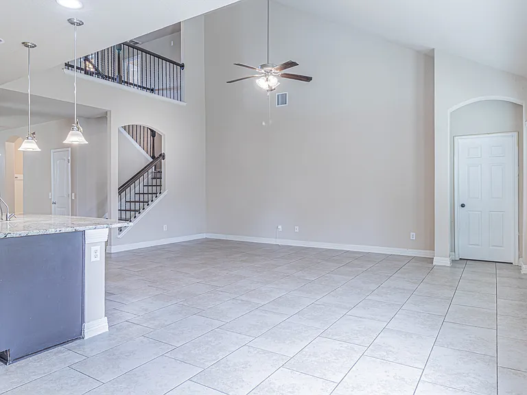 5488 Devonwood St — Photo 16
