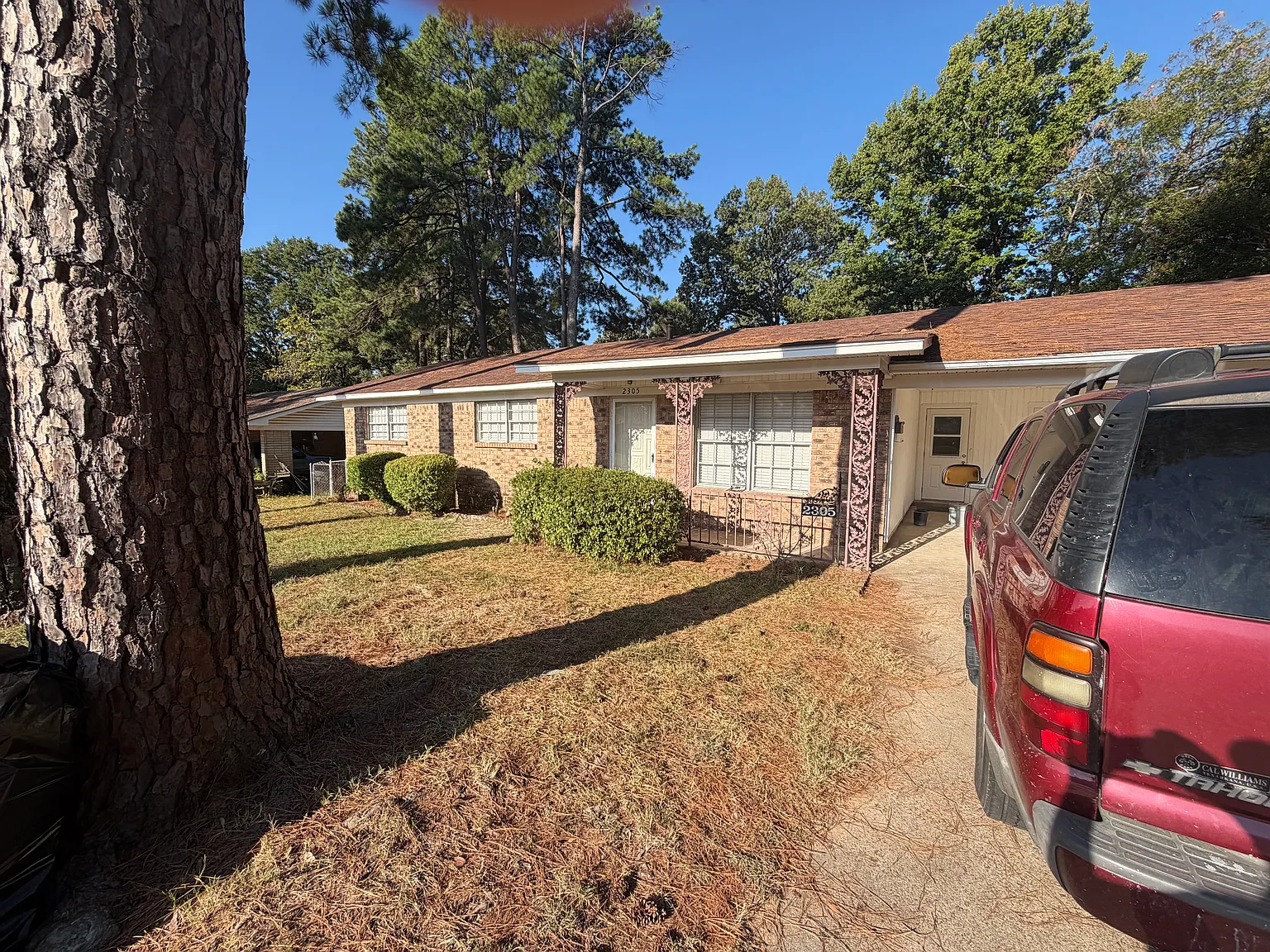 3 bed, 1.5 bath, 1400 sqft, $1,395 — Photo 1