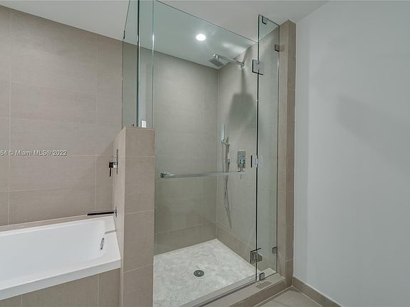 5th image of 1080 Brickell Ave Unit 3100