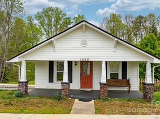 1040 Orchard St SW, Valdese, NC 28690