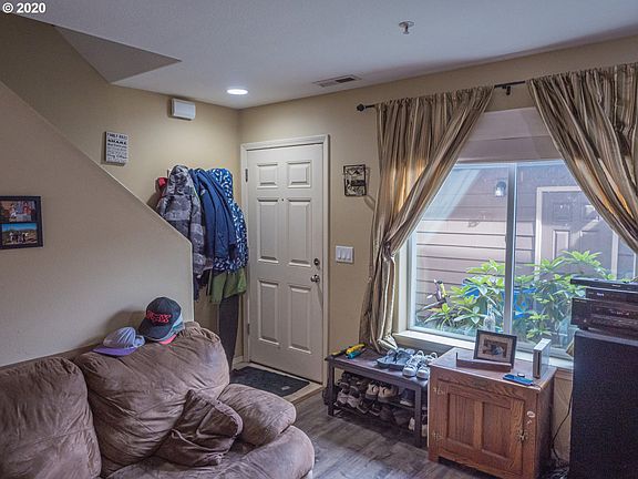 5th image of 4000 NE 109th Ave #X120
