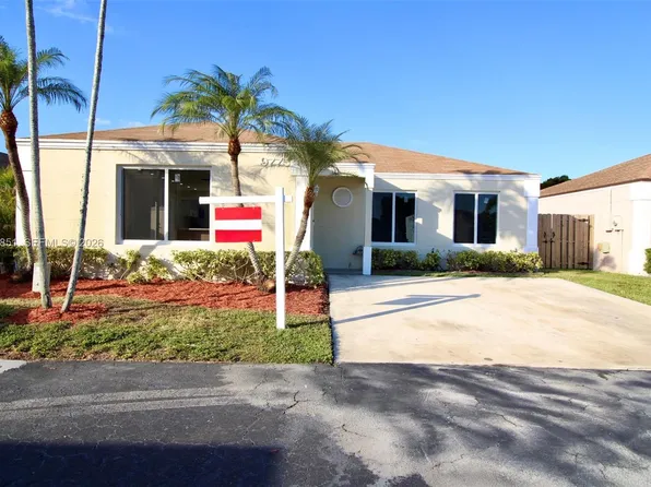 9775 SW 221st St, Cutler Bay, FL 33190