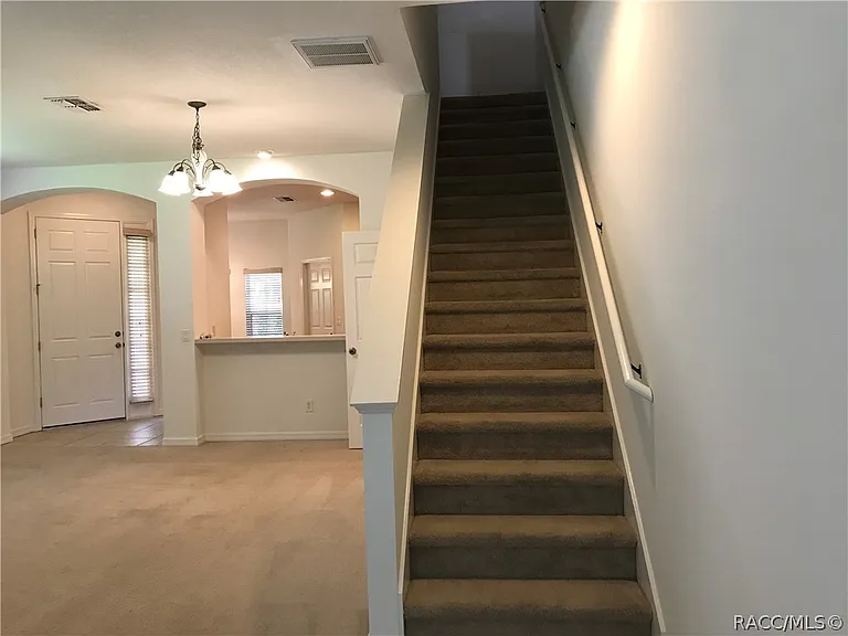 1626 W Spring Meadow Loop — Photo 10