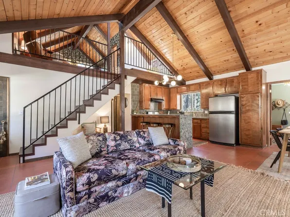 420 Belmont Dr, Big Bear City, CA 92314