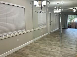 5341 Vineland Rd #E102, Orlando, FL 32811
