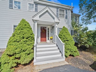 782 West St #2, Walpole, MA, 02081