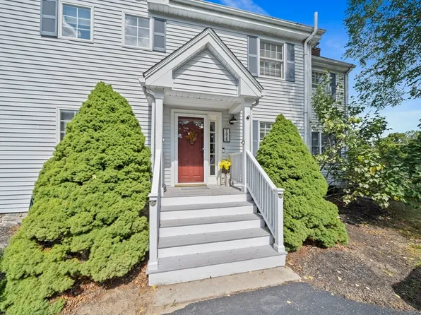782 West St #2, Walpole, MA 02081
