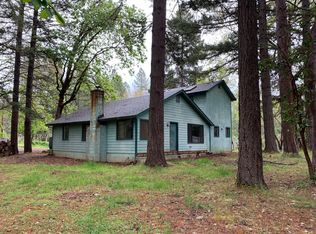 877 Crow Rd, Merlin, OR 97532