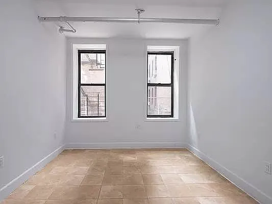 Rented by C2R Management LLC | media 11